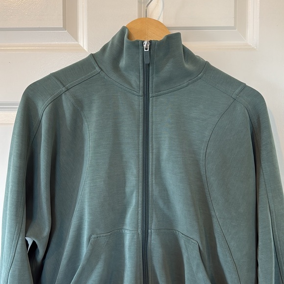 Lululemon Brushed Softstreme Funnel-Neck Zip Up Jacket Medium Forest Size 8 - Picture 9 of 12